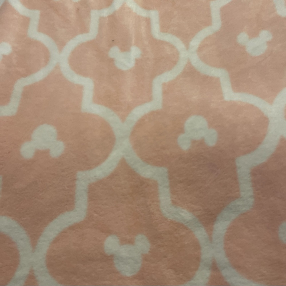 Cozy Disney Parks Blanket Pink‎ and White Mickey Logo All Over Pattern 42x62in